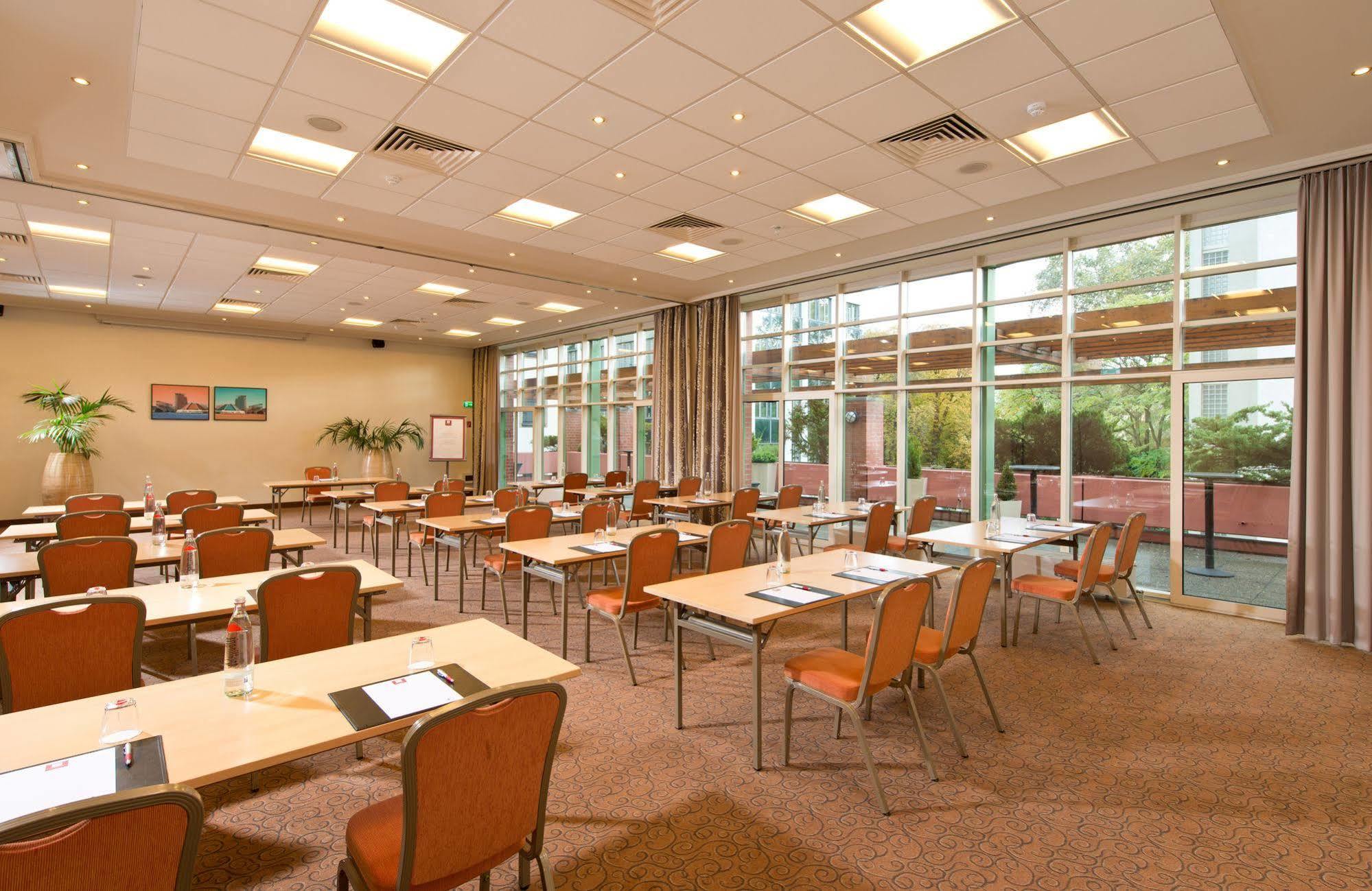 Leonardo Hotel Mannheim City Center Ngoại thất bức ảnh